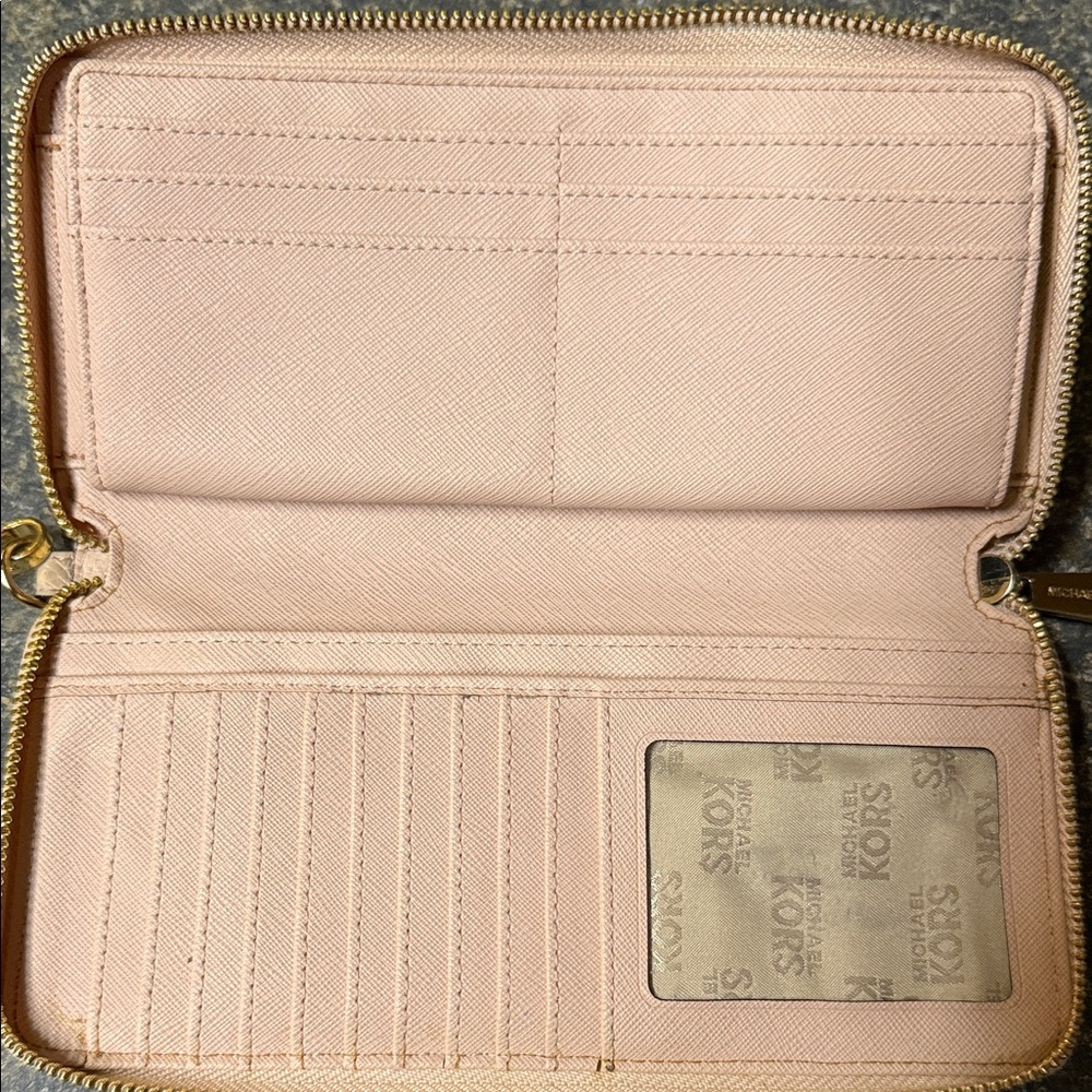 Michael Kors Pebbled Leather Wallet in Taupe - Picture 4 of 14